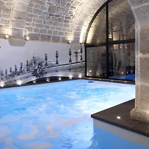 Hotell La Lanterne & By Timhotel, Paris
